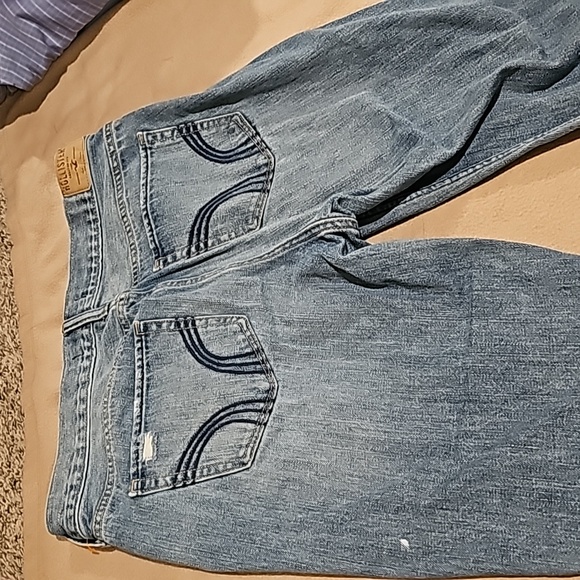 AWRS8ME HOLLISTER DISTRESSED MID RISE BUTTON FLY MOM JEANS - Picture 4 of 11